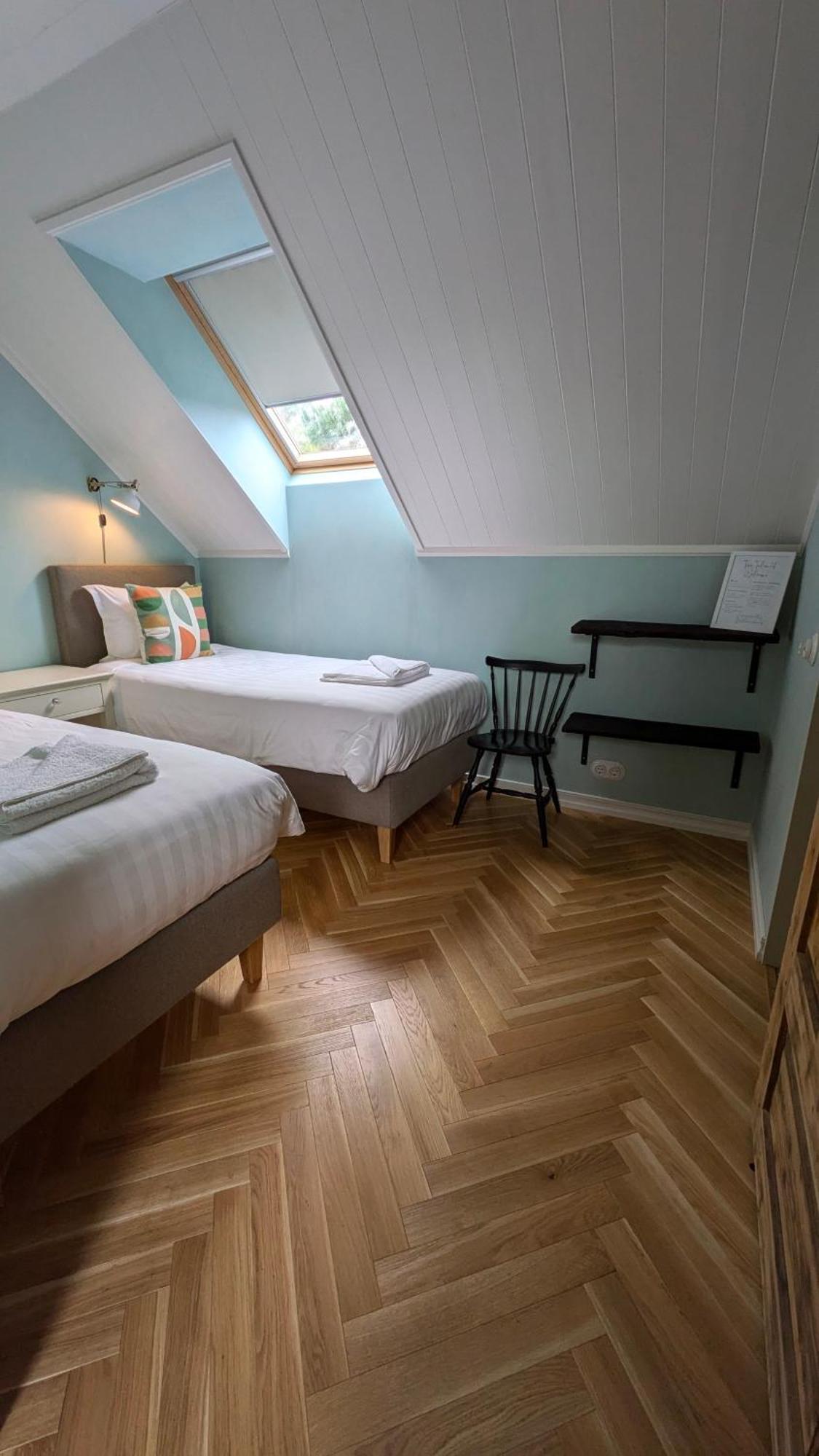 Loo Kodu&Koeoek Otel Muraste Oda fotoğraf