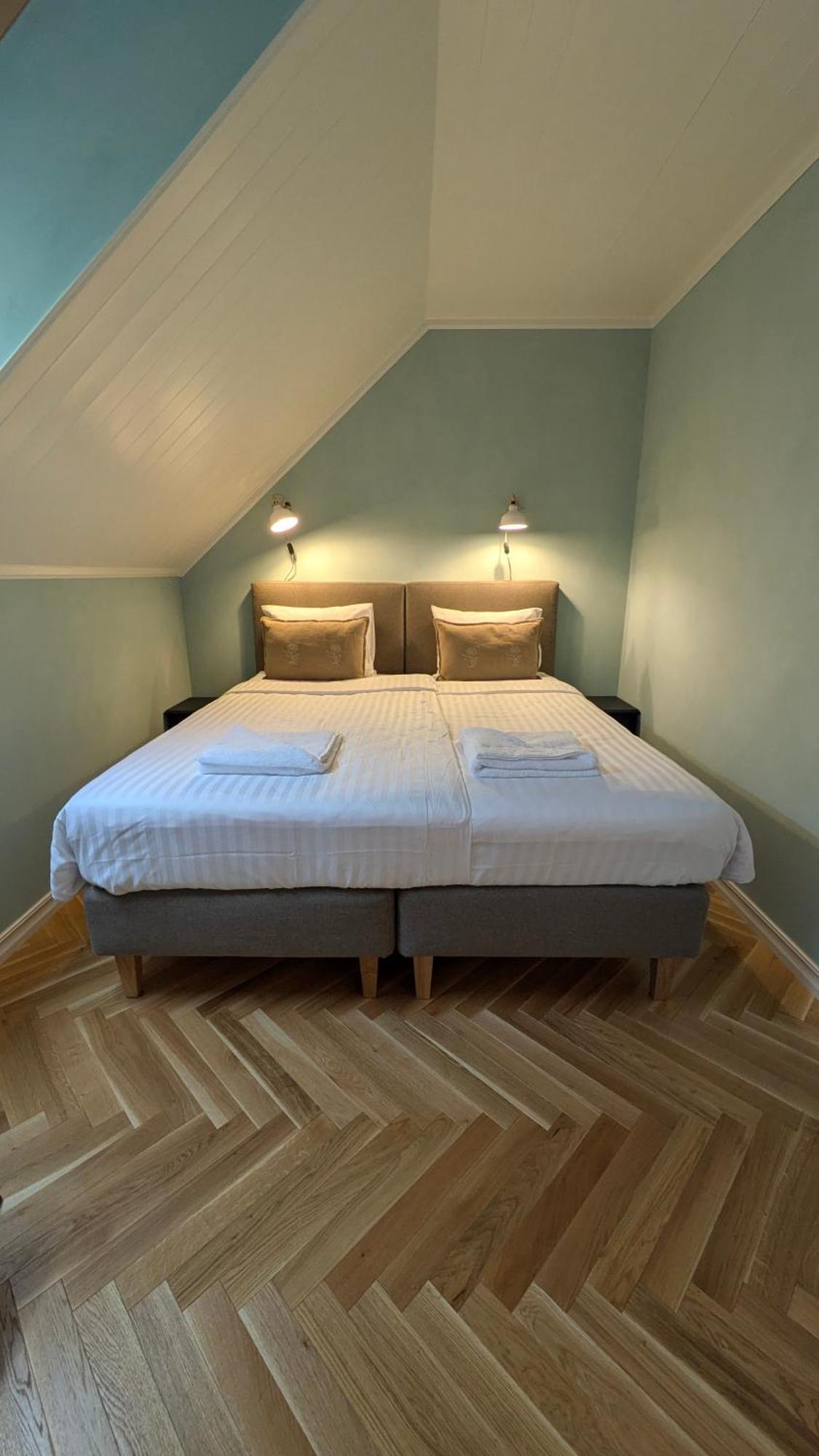 Loo Kodu&Koeoek Otel Muraste Oda fotoğraf